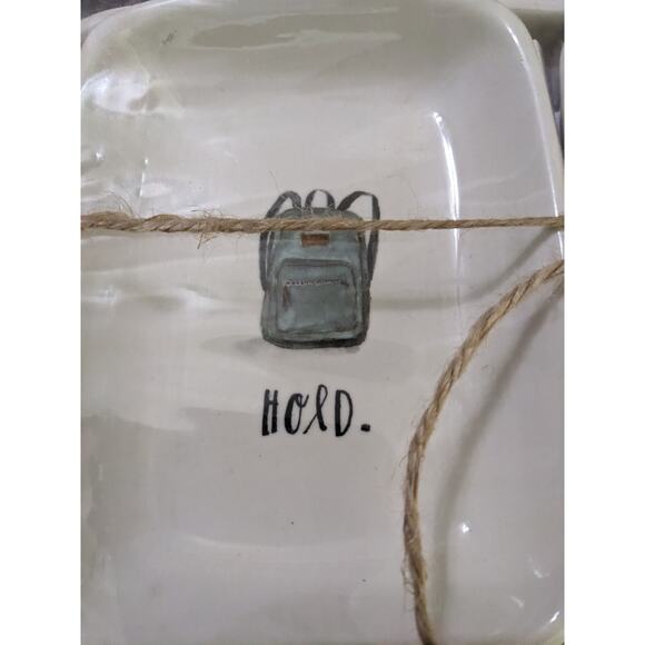 Rae Dunn Artisan Collection Magenta Set of 4 Desk Set Hold Sit Read Backpack New - Picture 2 of 8